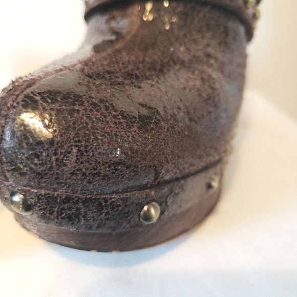 Vince Camuto Christies Dark Brown Platform Clogs - Picture 8 of 12